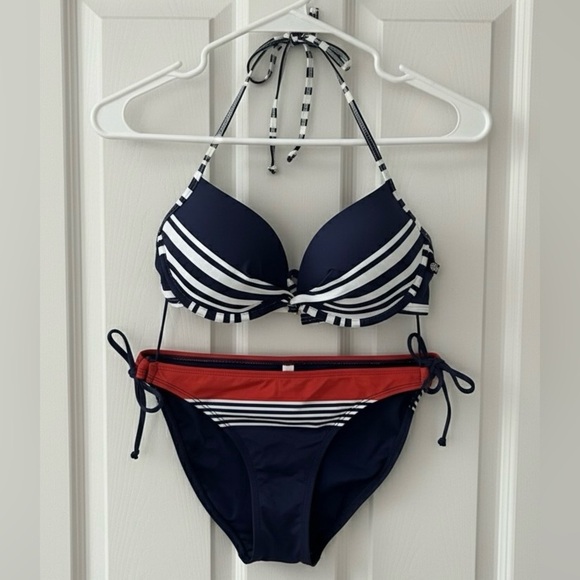 NWOT- Red, White & Blue Bikini Set - Picture 2 of 2